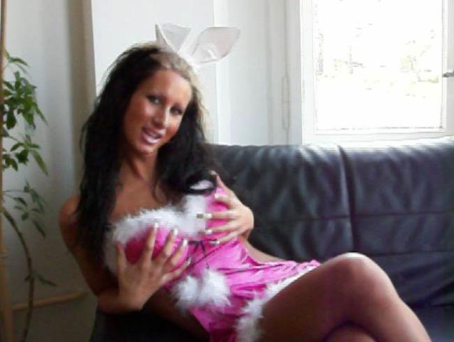 xX PARIS DELUXXXE Xx Porno Video: ! DIE GEILE OSTERFRAU !