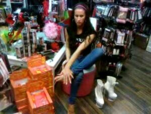 xX PARIS DELUXXXE Xx Porno Video: ! FUSS PFLEGE !