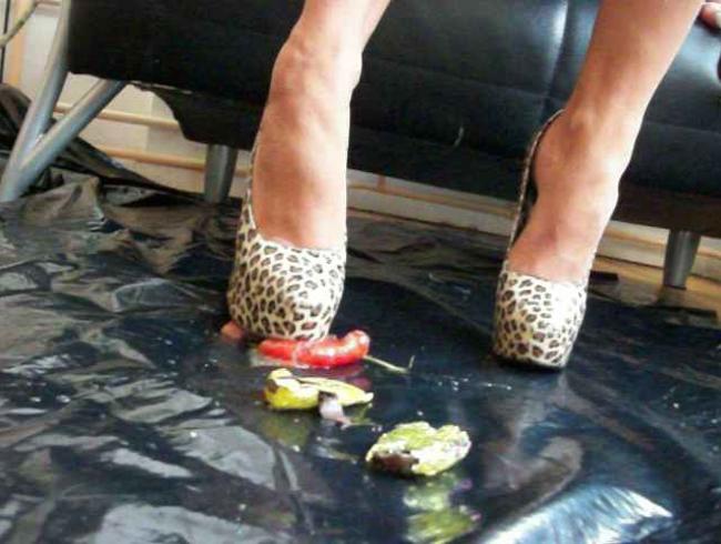 xX PARIS DELUXXXE Xx Porno Video: ! SKLAVEN HUREN ERZIEHUNG NO:1 !